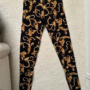 Versace Black and Gold Baroque Leggings